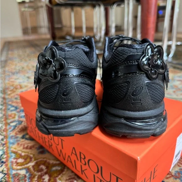 Cecilie Bahnsen x Gel Terrain 'Black' US9 - Picture 4 of 8